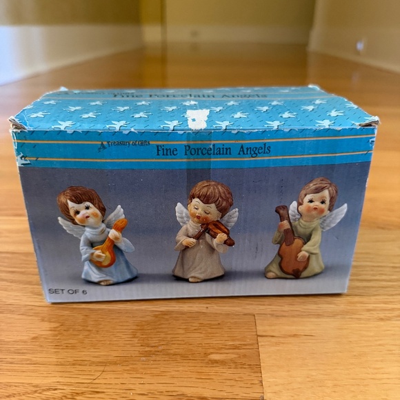 Artmark Collection Set of 6 Porcelain Angels Playing Instruments - Picture 8 of 15